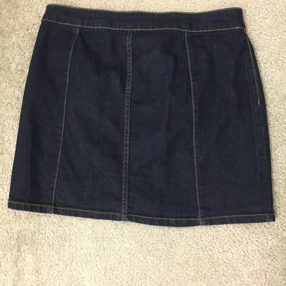Blue Jean Skirt- Size 7 - Picture 2 of 3